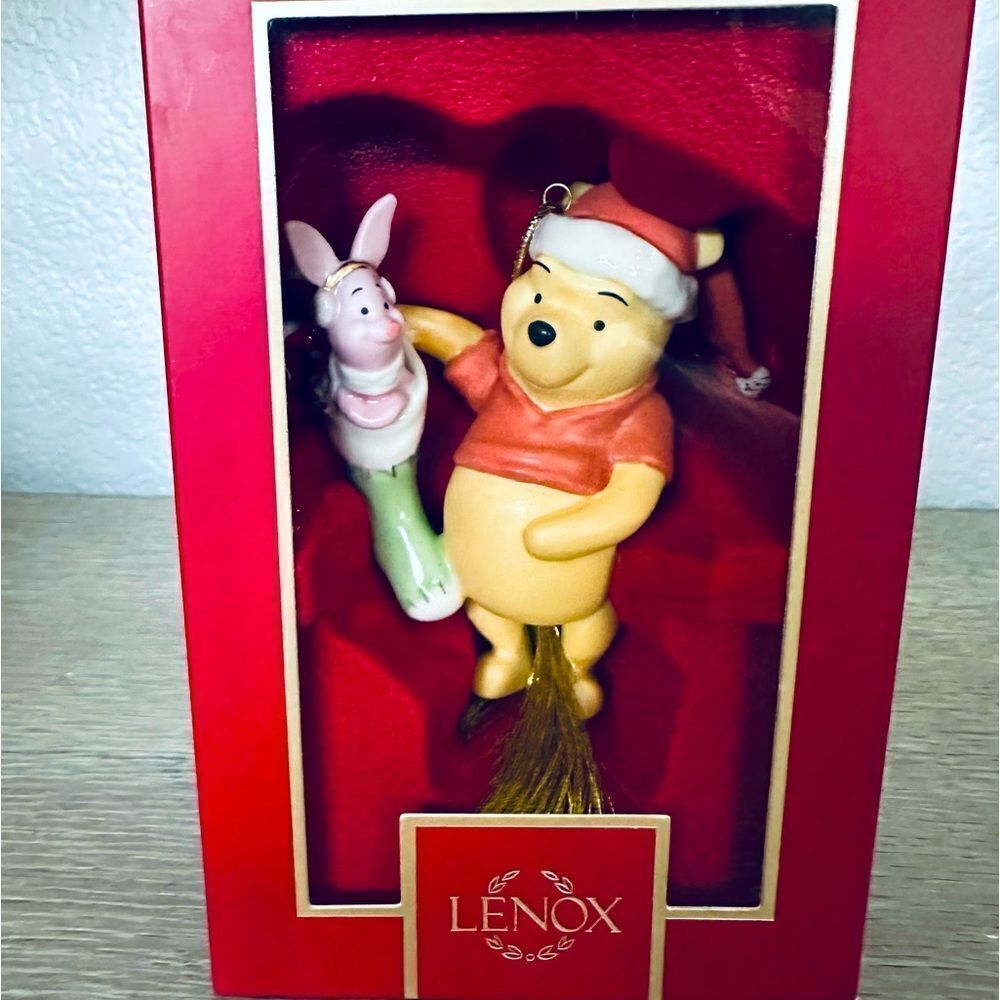 Lenox Disney Winnie the Pooh Christmas Surprise Holiday Ornament